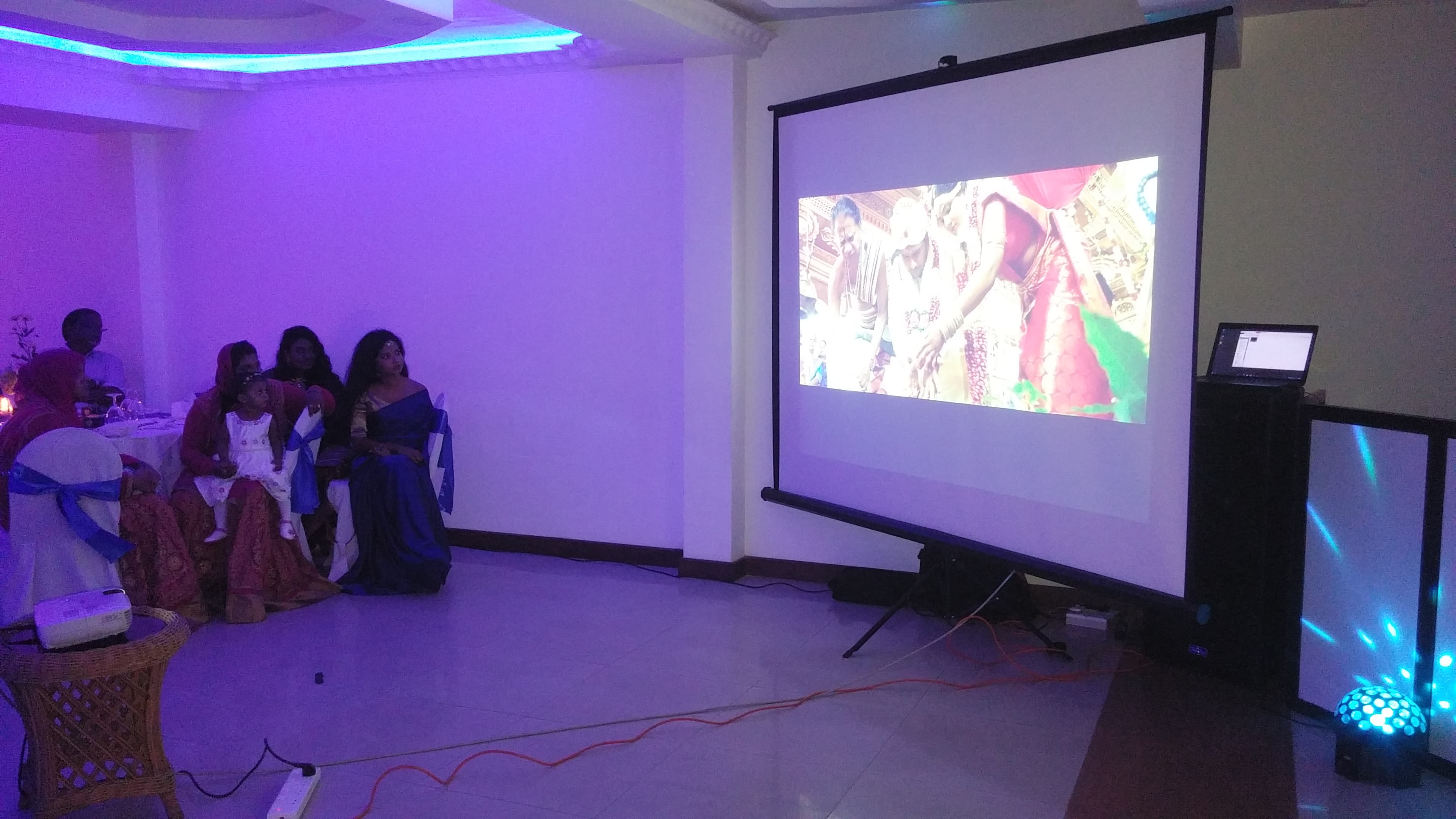 Tripod 8 x 8 Feet 1:1 Projector Screen in action 1