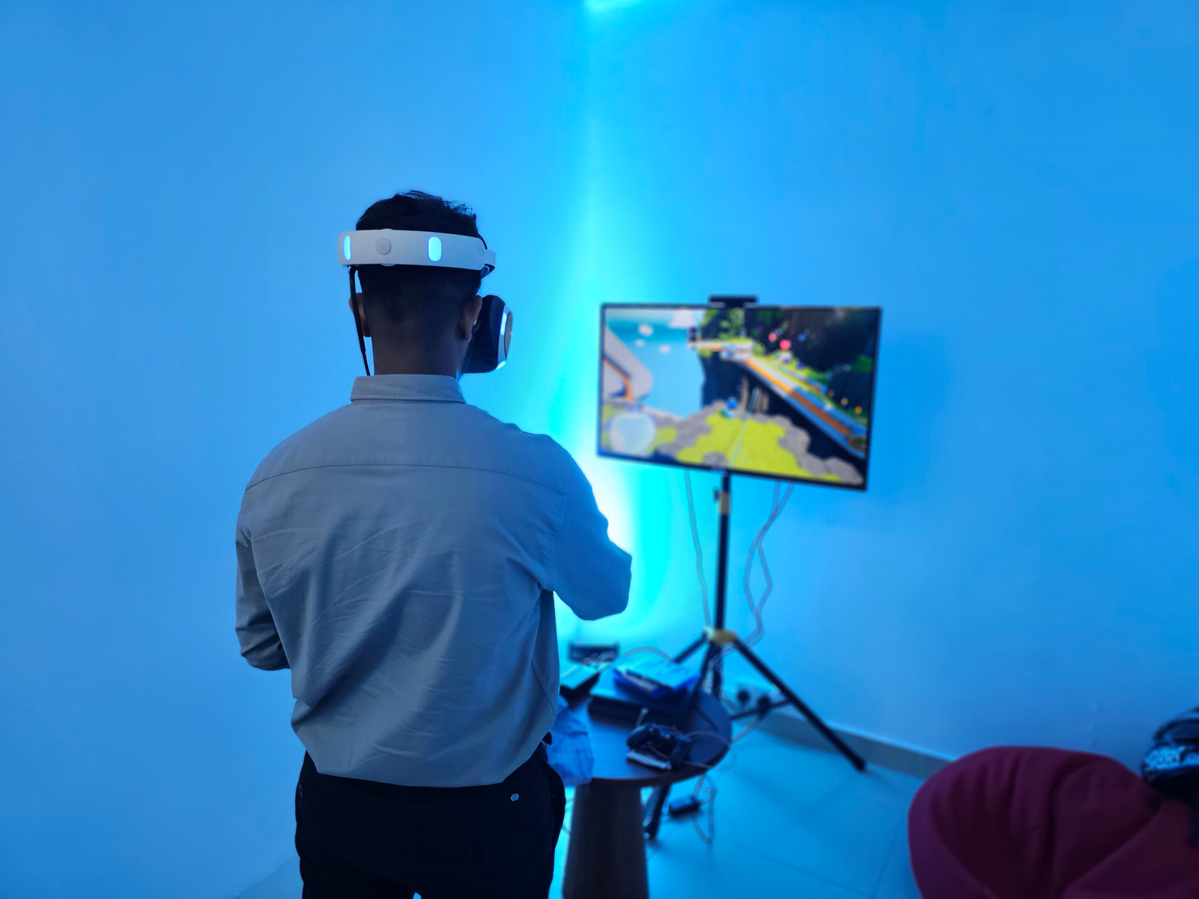 Sony PlayStation VR Headset in action 2