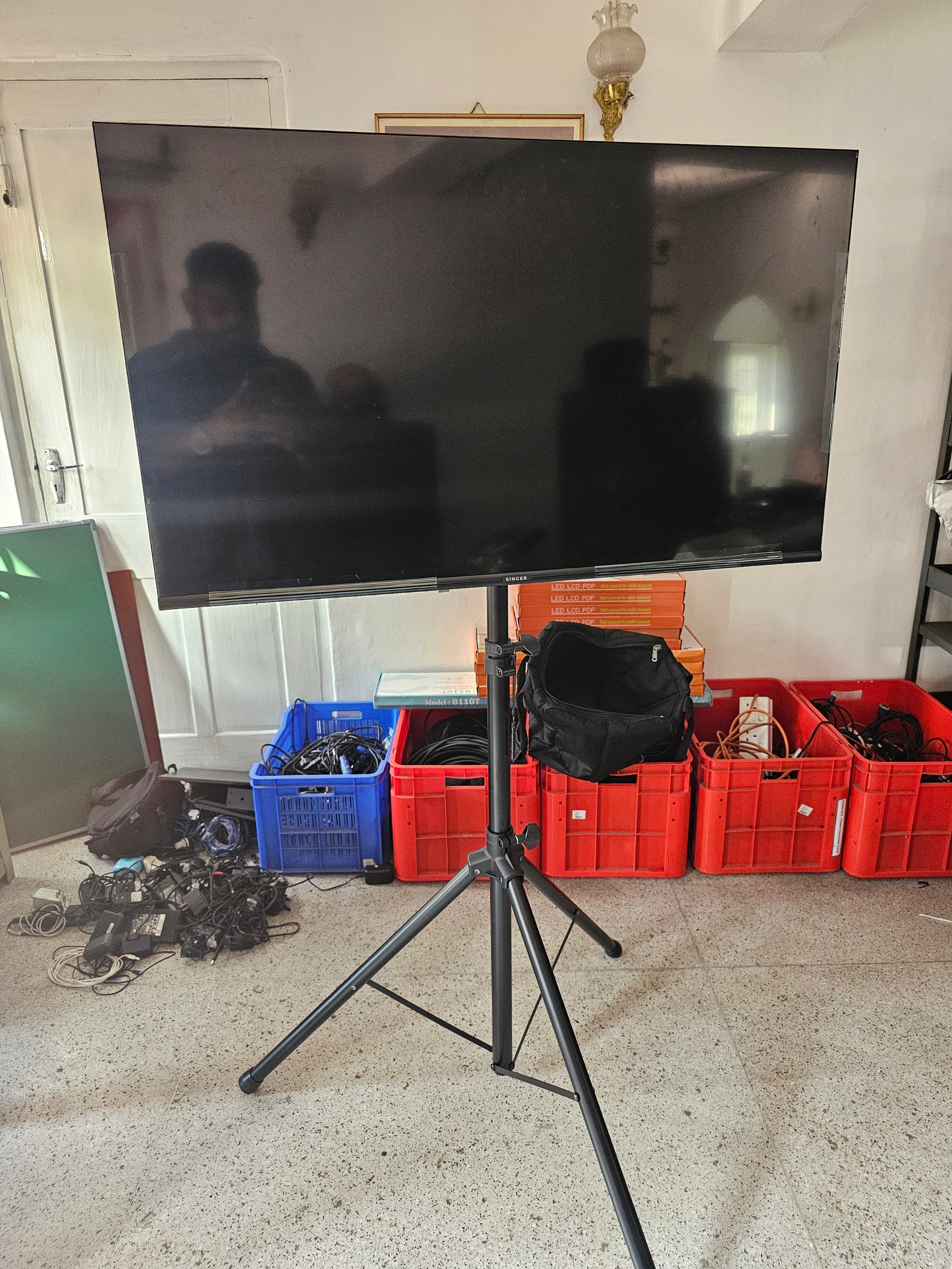 TV Tripod Stand Heavy Duty 43"-55" Setup in action 2