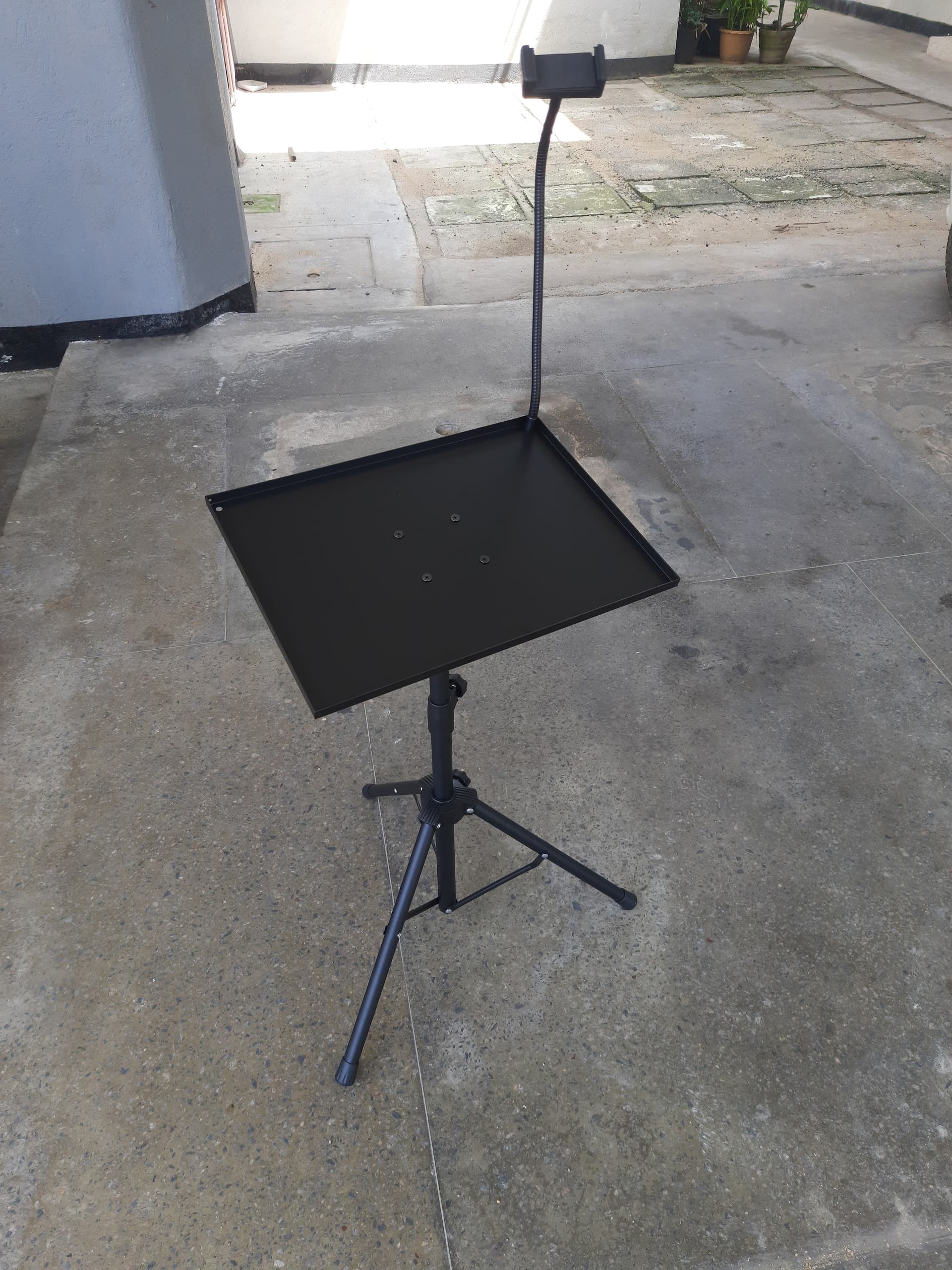 Projector & Laptop Tripod Stand in action 2