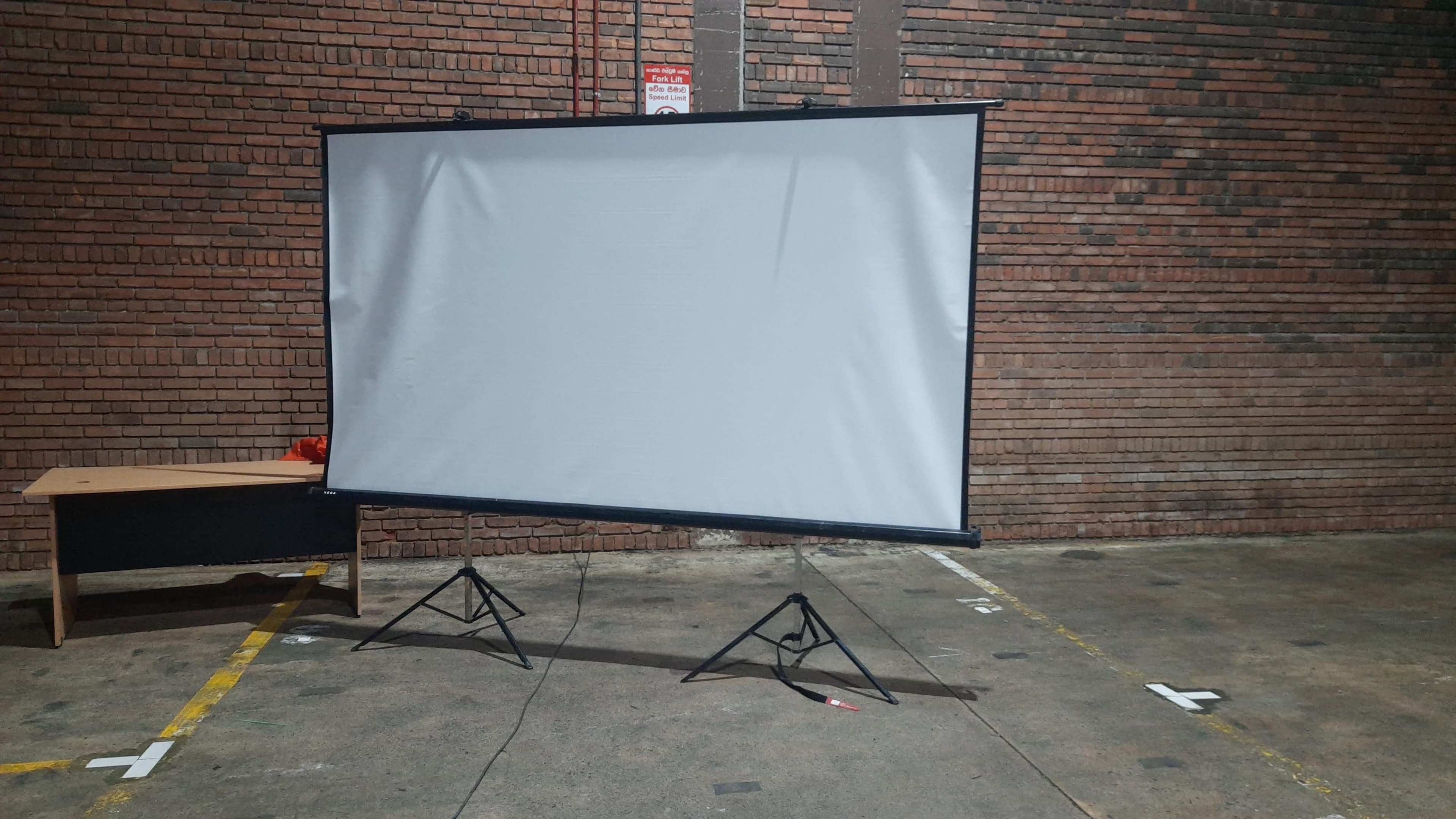 Tripod 10 x 8 Feet 4:3 Projector Screen in action 2