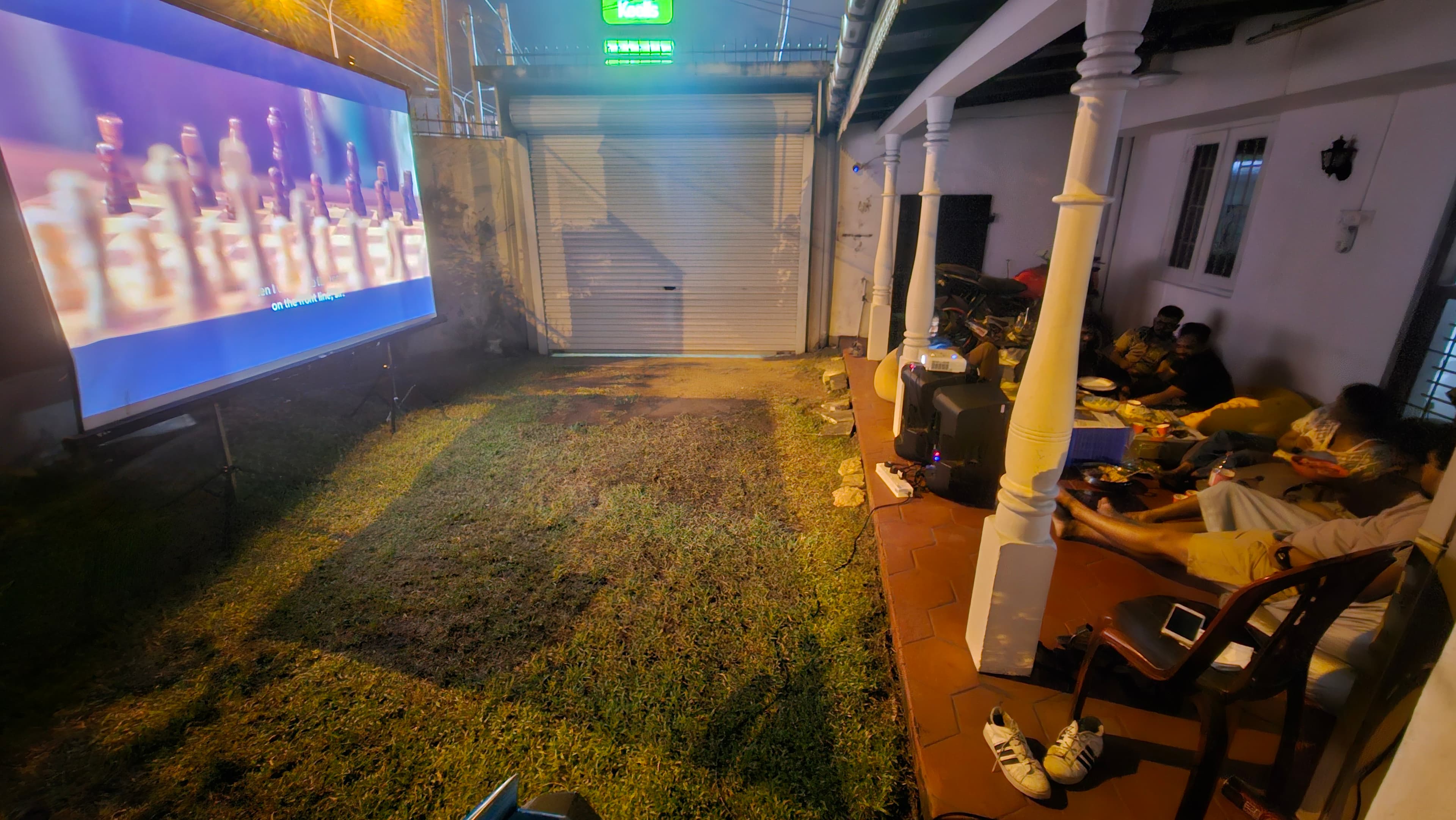 Tripod 10 x 8 Feet 4:3 Projector Screen in action 5