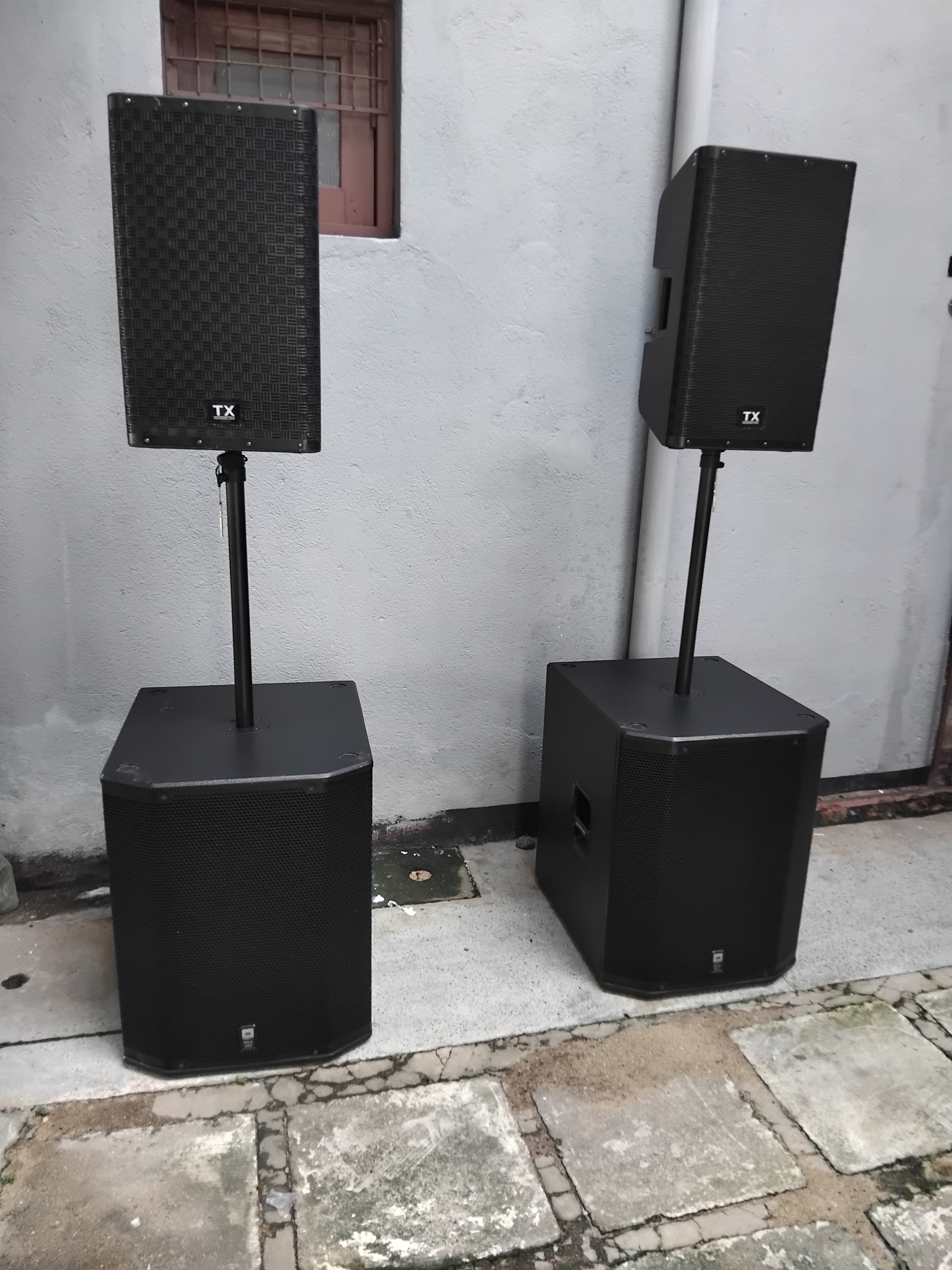 JBL STX828S Dual 18-inch Passive Subwoofer in action 1