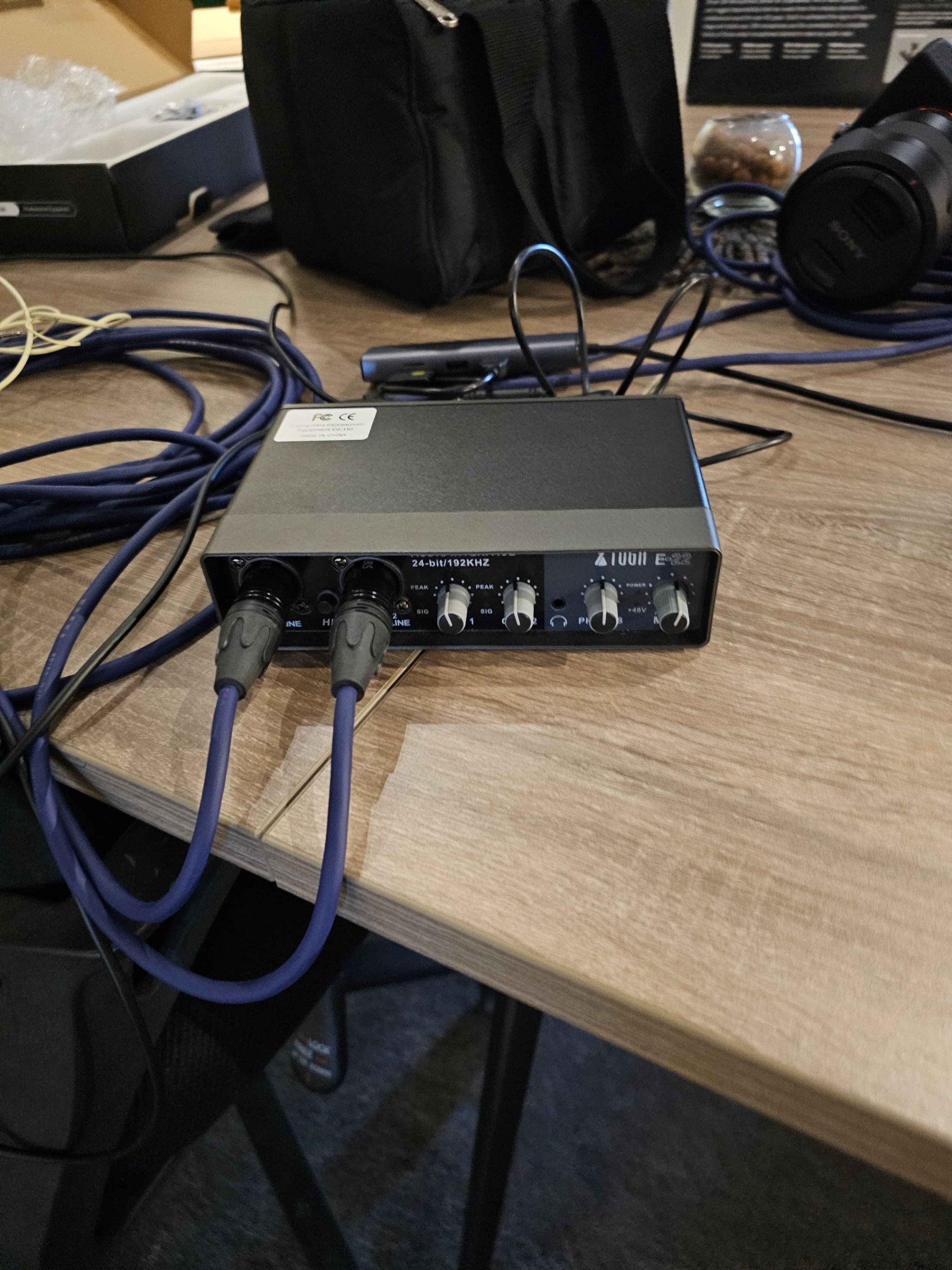XTUGA E22 2-Channel USB Audio Interface in action 2