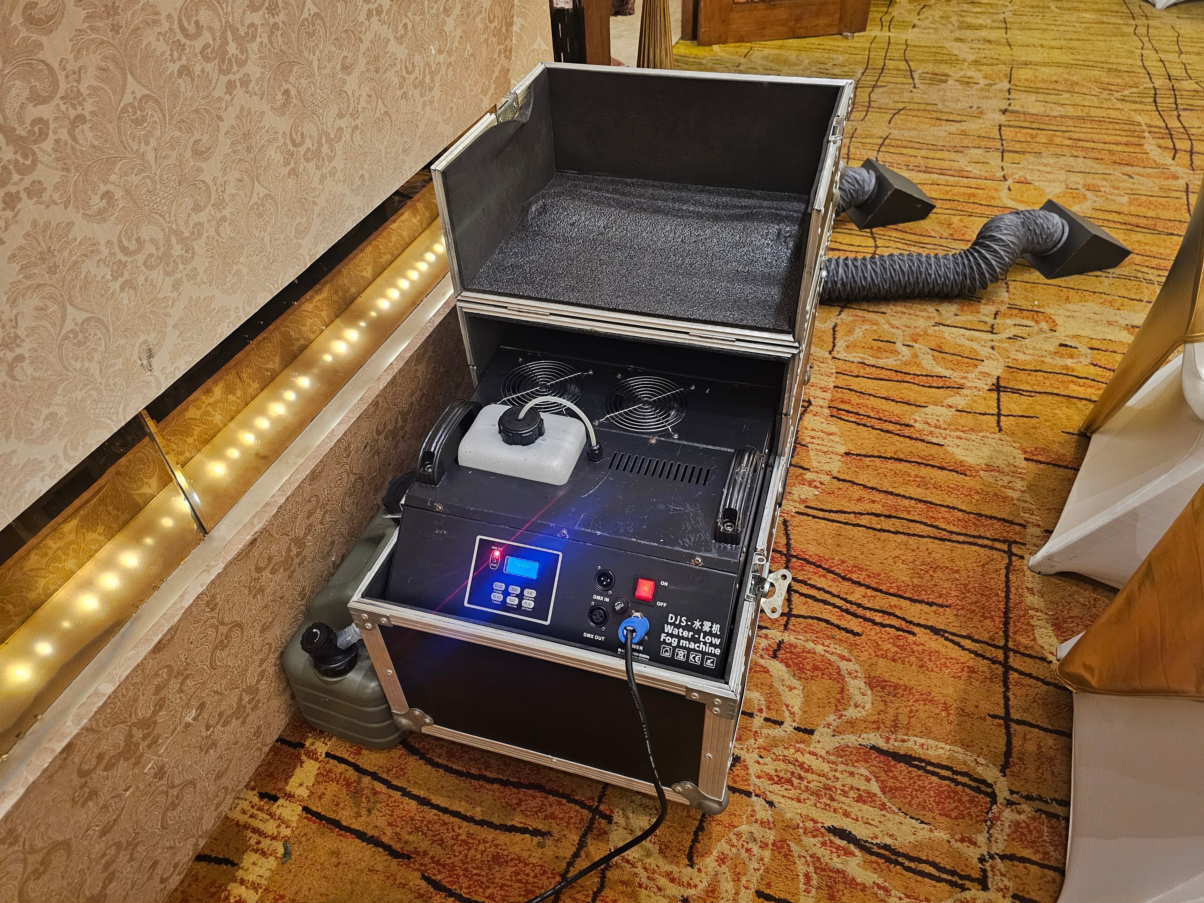 Smoke Machine 3000W in action 1