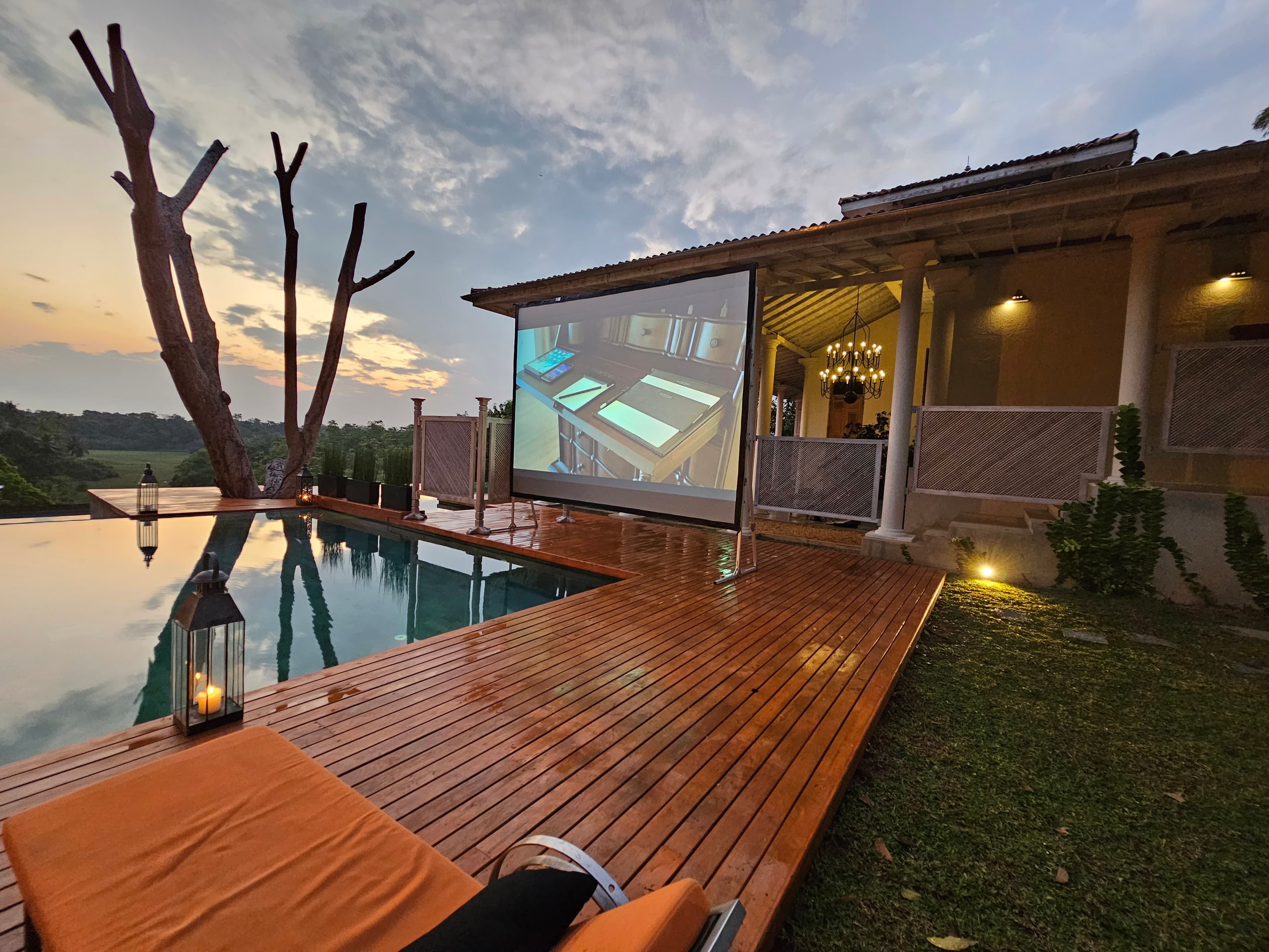 Fast Fold Projector Screen 12 x 9 Feet (Front & Rear) in action 6