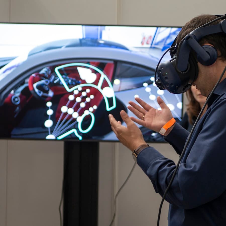 Hire VR Headset Operator Assistant in Sri Lanka - Professional rental operator from Rentitem.lk