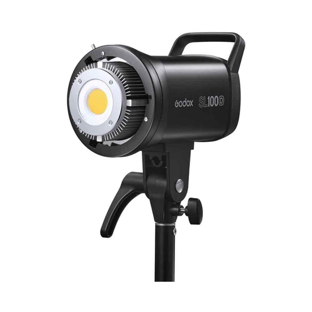 Rent Godox LA200D COB LED Video Light 230W / Bowens Mount in Sri Lanka - Videography from Rentitem.lk - thumbnail 4