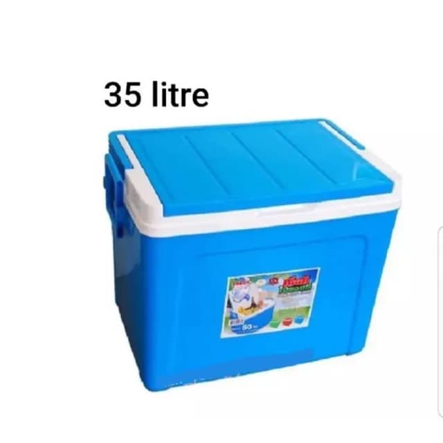 Rent Insulated Cooler Box / Ice Chest 35L Capacity in Sri Lanka - Camping Gears from Rentitem.lk - thumbnail 1