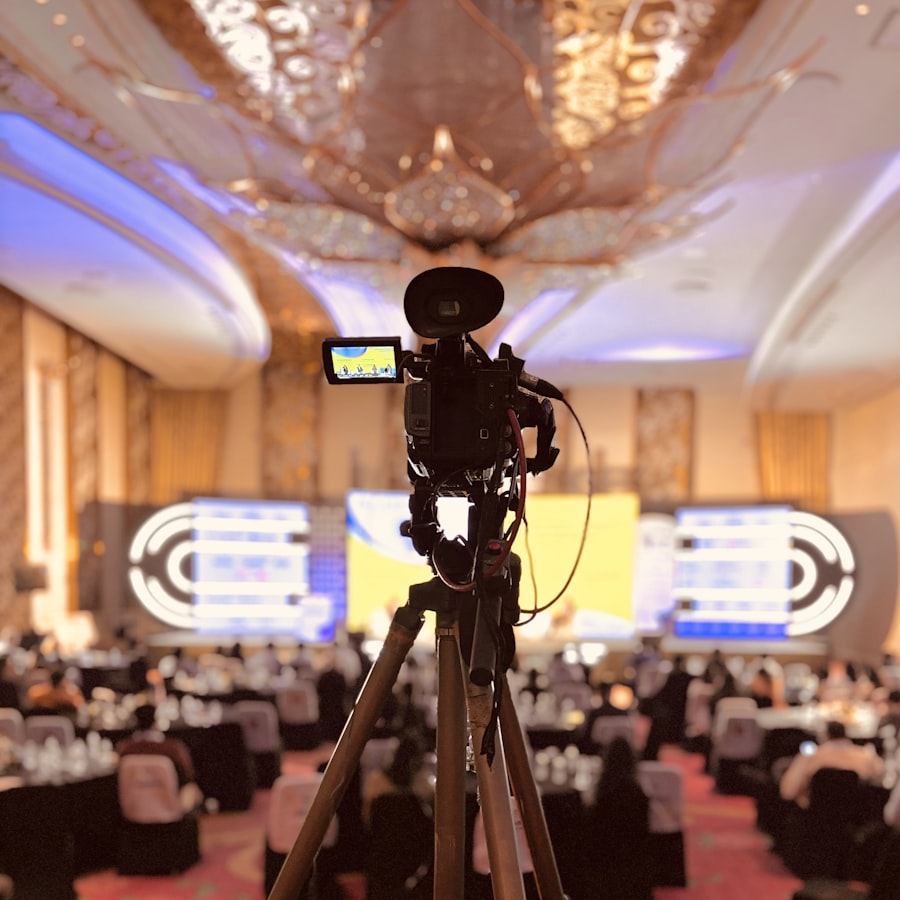 Hire Professional Senior Cameraman in Sri Lanka - Professional rental operator from Rentitem.lk